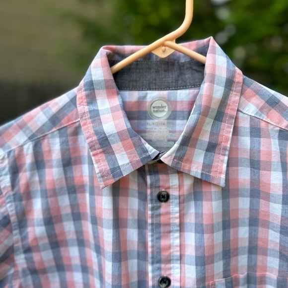 Short Sleeve Stretch Button Up Plaid Shirt 🌟 - Picture 4 of 8